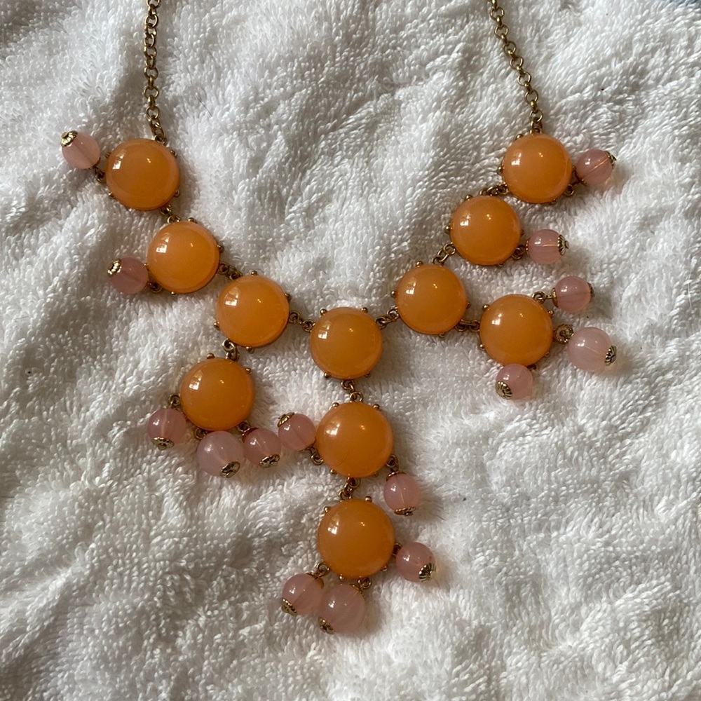 Costume jewelry necklace